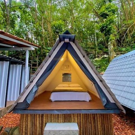 Aquario Glamping Hotell Abraão Exteriör bild